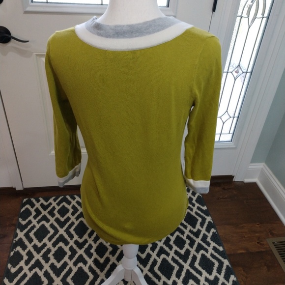 Banana Republic Top - Picture 3 of 3